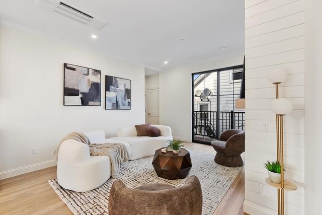 27 Shepard St 4, Boston, MA 02135