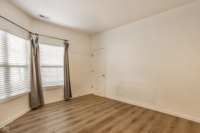 6328 Dusty Laurel Drive, Whitestown, IN 46075