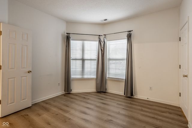 6328 Dusty Laurel Drive, Whitestown, IN 46075