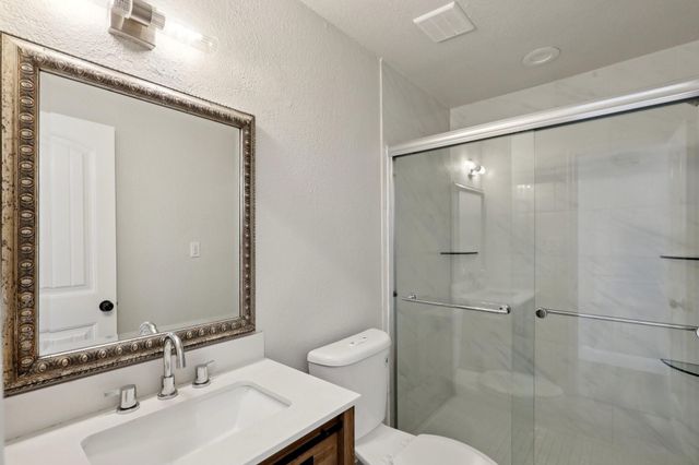 767 Deauville Circle E, Fort Worth, TX 76108