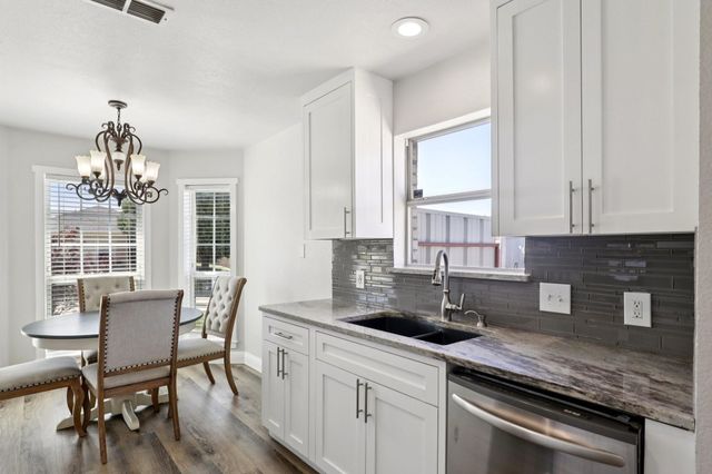 767 Deauville Circle E, Fort Worth, TX 76108