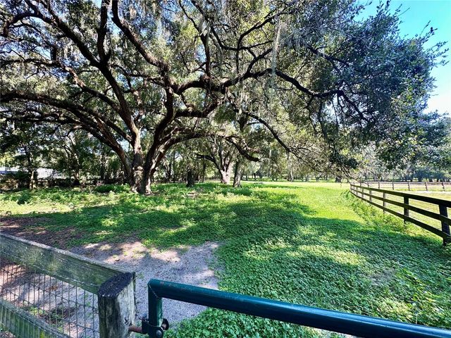 5625 NW 193RD LANE, Orange Lake, FL 32681