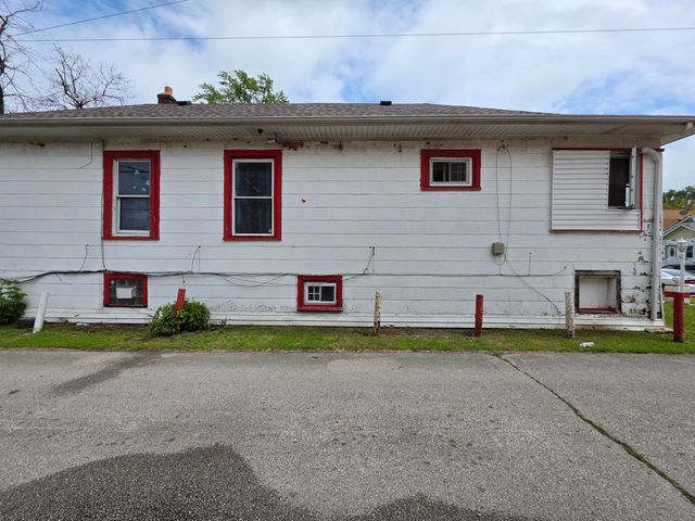 817 Becker Street, Hammond, IN 46320
