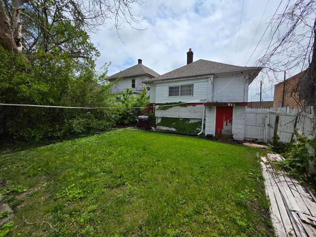 817 Becker Street, Hammond, IN 46320
