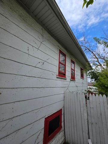 817 Becker Street, Hammond, IN 46320