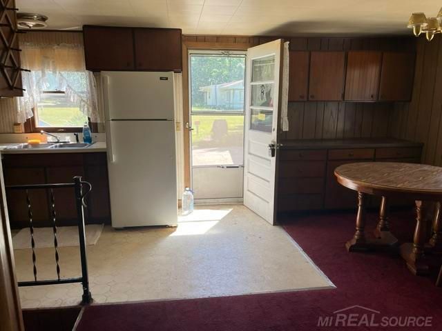1283 First Street, Lake George, MI 48633