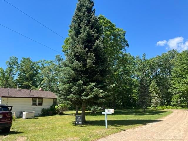 1283 First Street, Lake George, MI 48633
