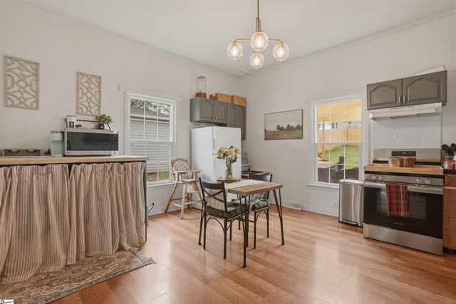 52 Bagwell Circle, Greenville, SC 29605