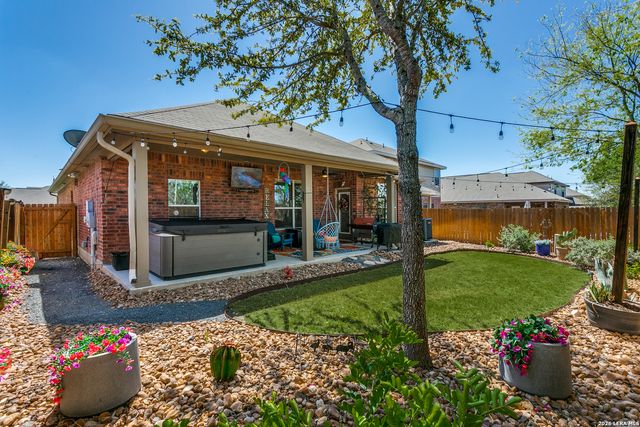 10011 Champions Pass, Converse, TX 78109