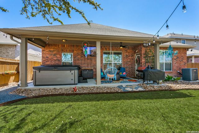 10011 Champions Pass, Converse, TX 78109