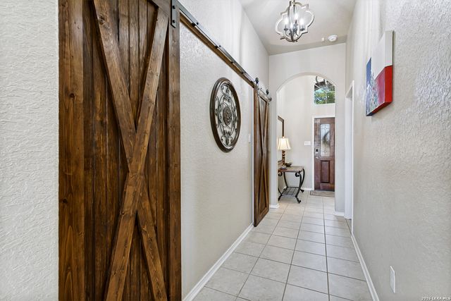 10011 Champions Pass, Converse, TX 78109