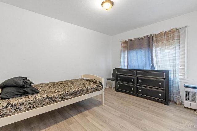3648 W Siebenthaler Avenue, Harrison Twp, OH 45406