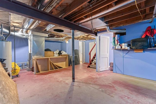 3648 W Siebenthaler Avenue, Harrison Twp, OH 45406