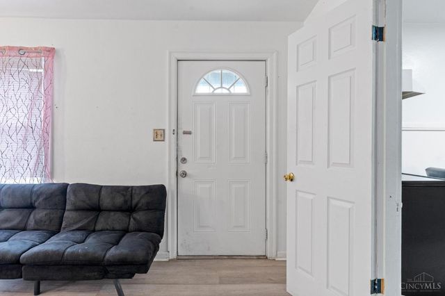 3648 W Siebenthaler Avenue, Harrison Twp, OH 45406