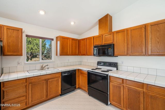 391 Taryn Drive, Spanish Springs, NV 89436