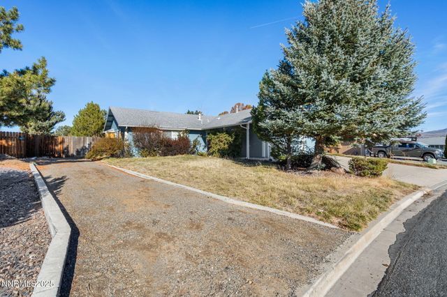 391 Taryn Drive, Spanish Springs, NV 89436