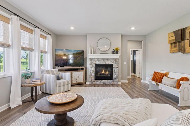 6426 Agate Trail, Inver Grove Heights, MN 55077