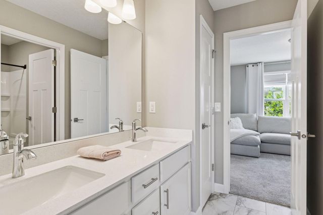 6426 Agate Trail, Inver Grove Heights, MN 55077