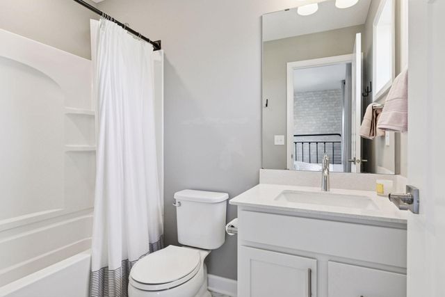 6426 Agate Trail, Inver Grove Heights, MN 55077