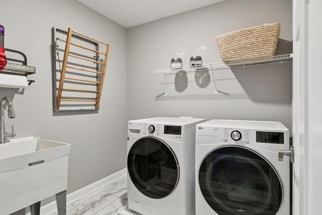 6426 Agate Trail, Inver Grove Heights, MN 55077