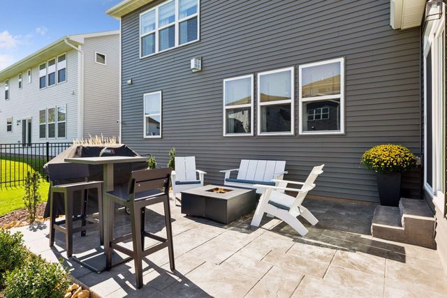 6426 Agate Trail, Inver Grove Heights, MN 55077