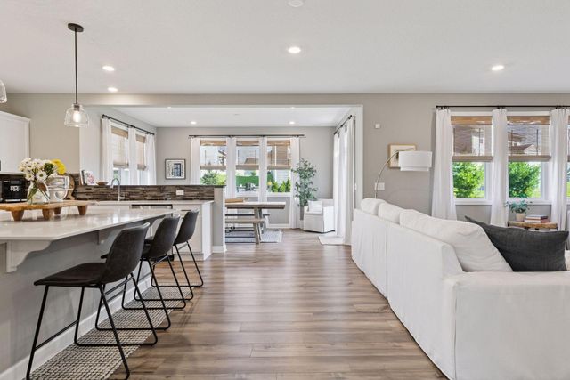 6426 Agate Trail, Inver Grove Heights, MN 55077