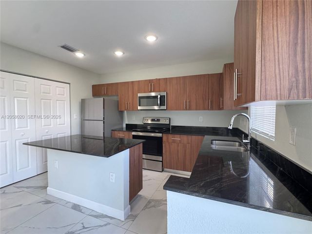 1310 NW 6th Avenue G, Florida City, FL 33034