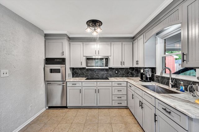 3166 Galloway DR, Roanoke, VA 24018