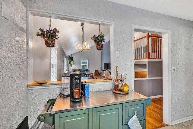 3166 Galloway DR, Roanoke, VA 24018