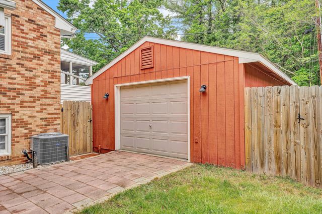 3166 Galloway DR, Roanoke, VA 24018