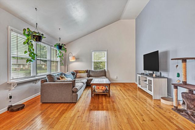3166 Galloway DR, Roanoke, VA 24018