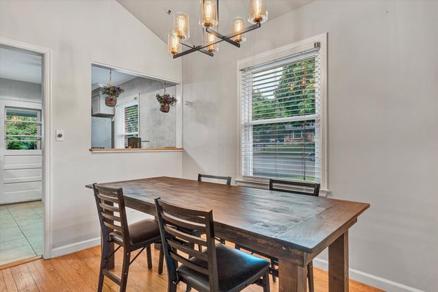 3166 Galloway DR, Roanoke, VA 24018