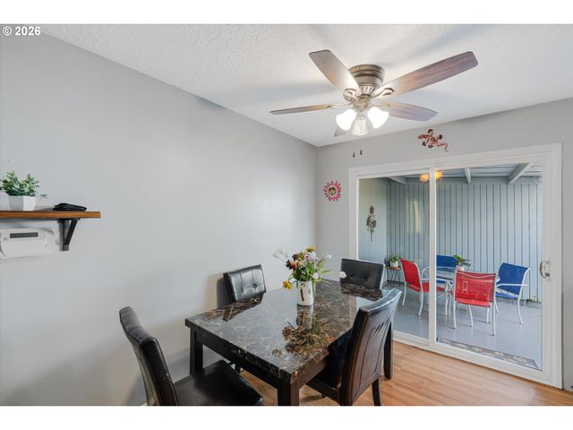 3807 N JUNEAU St, Portland, OR 97217