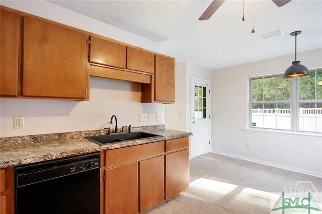 2522 Nordeoff Court, Hinesville, GA 31313