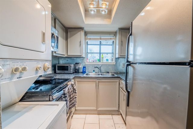 3506 Speedway ST 305-B, Austin, TX 78705