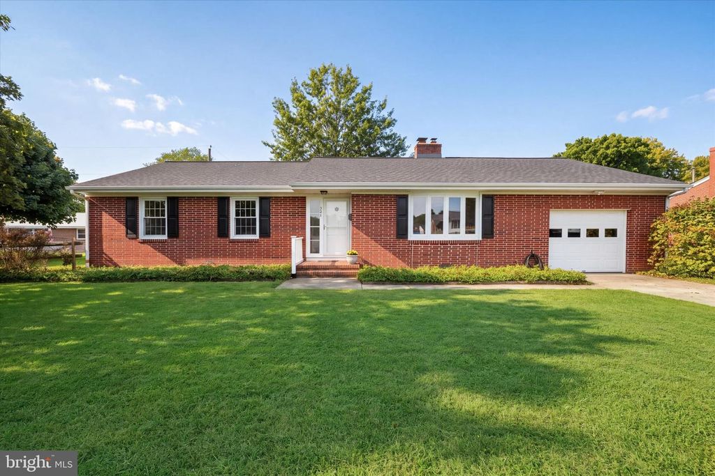 321 TYLER LN, Smyrna, DE 19977