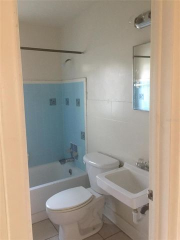 1615 7TH STREET W, Lakeland, FL 33805