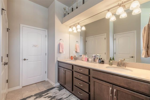 527 LUNA BELLA LANE, New Smyrna Beach, FL 32168