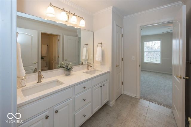 16802 Oak Manor Drive, Westfield, IN 46074