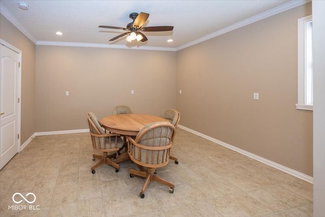 16802 Oak Manor Drive, Westfield, IN 46074