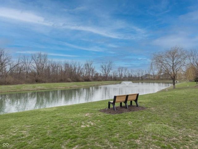 16802 Oak Manor Drive, Westfield, IN 46074