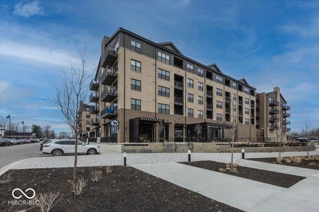 16802 Oak Manor Drive, Westfield, IN 46074