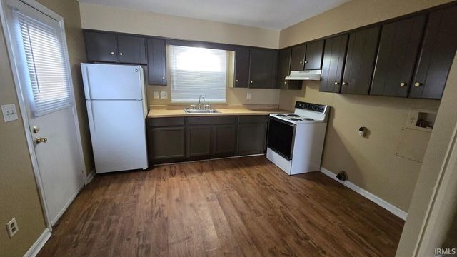 102-108 S Bradner Avenue, Marion, IN 46952