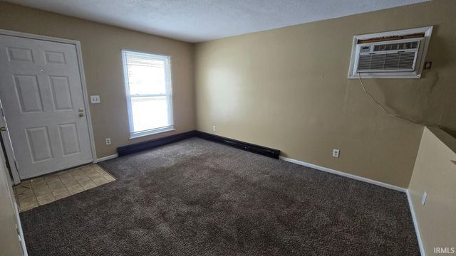 102-108 S Bradner Avenue, Marion, IN 46952