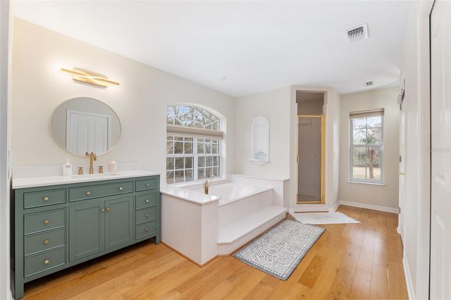 11121 NW 15TH PLACE, Gainesville, FL 32606