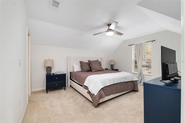 11121 NW 15TH PLACE, Gainesville, FL 32606