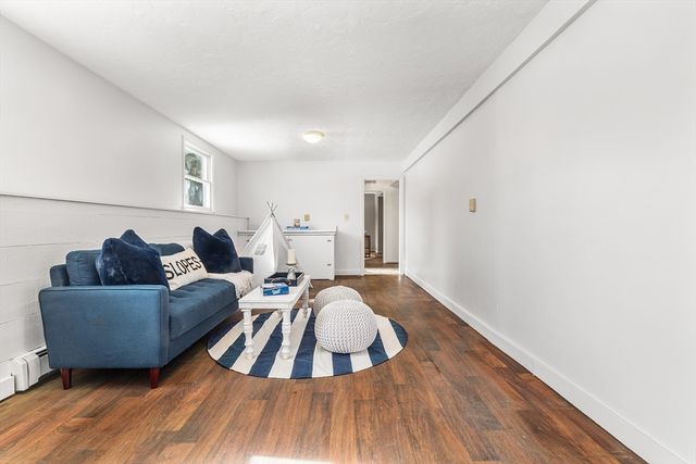 3 Thayer Rd, Medway, MA 02053