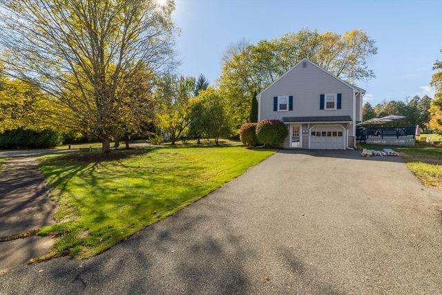 3 Thayer Rd, Medway, MA 02053