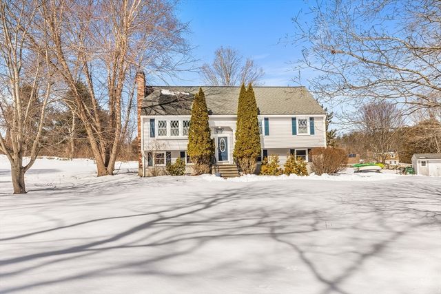 3 Thayer Rd, Medway, MA 02053