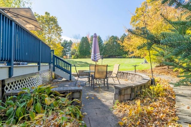 3 Thayer Rd, Medway, MA 02053